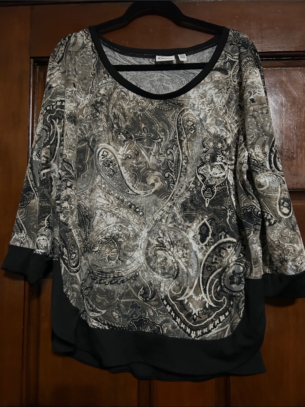 Kim Rogers Paisley Scoop Neck Top in Black and Gray